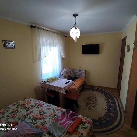 Sadyba Margaryta Truskavets Kamer foto